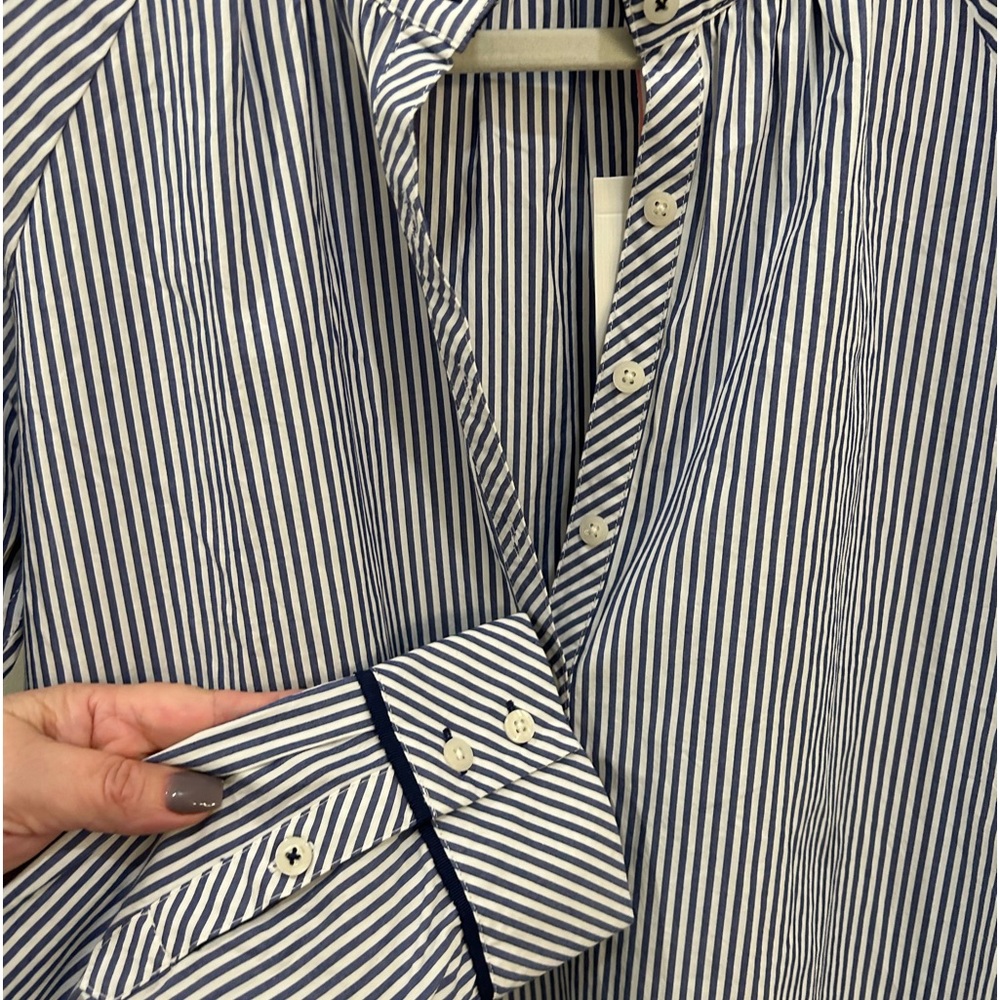 NWT Vineyard Vines popover ruffle shirt. Size 16. - Picture 2 of 5